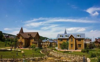 亚布力锅盔山旅游攻略 - 亚布力大锅盔