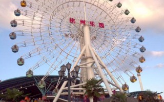 西湖市民游客出行，西湖旅游车