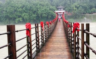 下雨还能出行的地方是哪里，下雨能出门