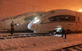 下雪天没有车怎么办出行证，下雪天没有车怎么办出行证明