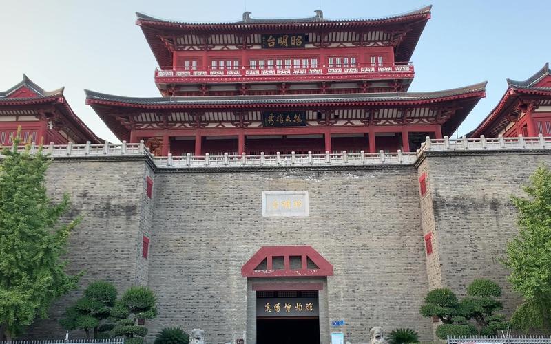 襄阳旅游攻略景点必去 - 襄阳旅游攻略景点必去影视基地有哪些-第4张图片-微云百科 襄阳旅游攻略景点必去 - 襄阳旅游攻略景点必去影视基地有哪些-第4张图片-微云百科