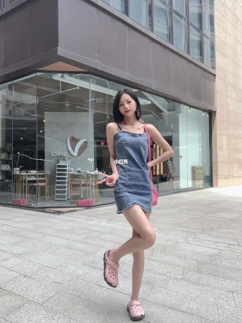 夏季出行洞洞鞋,夏季洞洞鞋买什么材质的好-第1张图片-微云百科 夏季出行洞洞鞋,夏季洞洞鞋买什么材质的好-第1张图片-微云百科