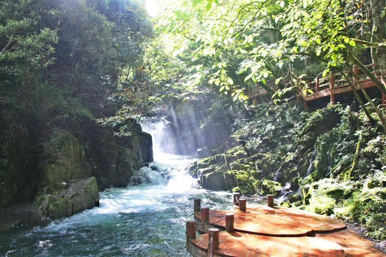 安康旅游攻略景点必去，安康必去旅游景点大全-第2张图片-微云百科