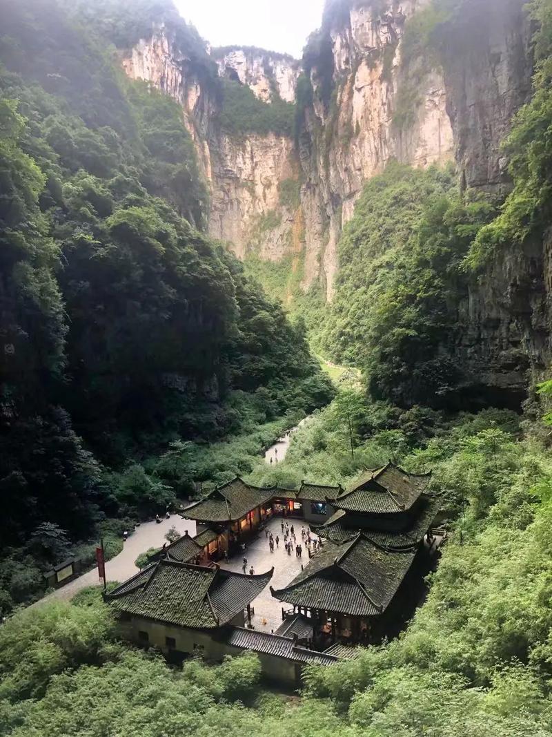 重庆武隆旅游景点攻略 - 重庆去武隆景区怎么走最方便-第3张图片-微云百科 重庆武隆旅游景点攻略 - 重庆去武隆景区怎么走最方便-第3张图片-微云百科