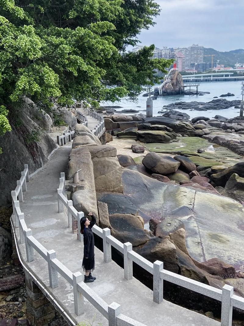 怎么去鼓浪屿旅游攻略（怎样去鼓浪屿最便宜）-第2张图片-微云百科