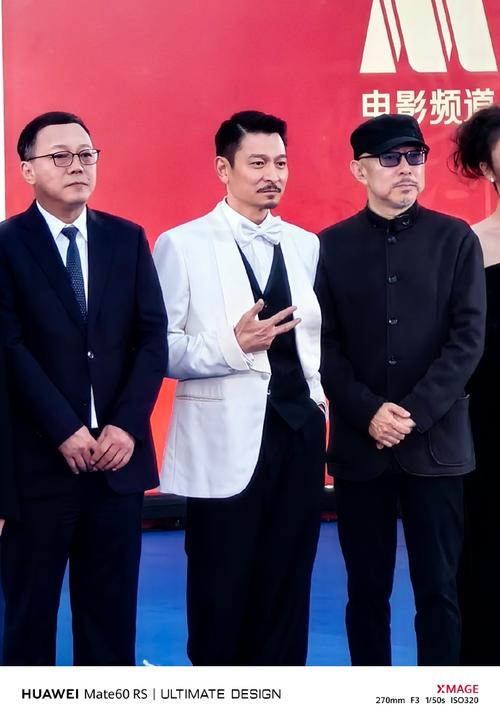 西装帅哥组团出行，穿西装的大帅哥-第6张图片-微云百科