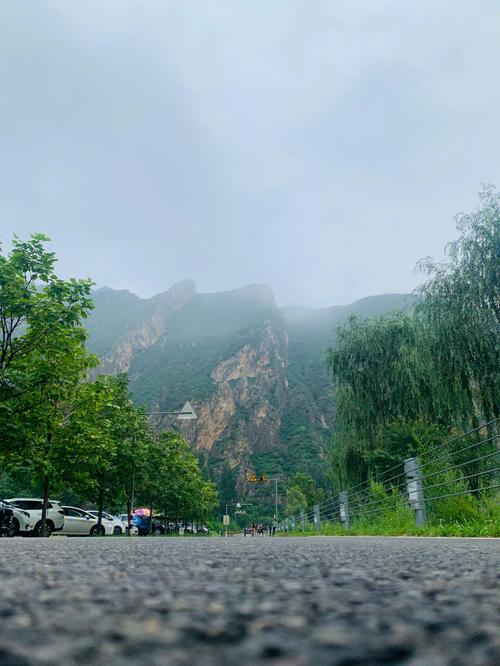 下雨天晚上出行好吗北京 - 雨天可以去北京哪些地方-第5张图片-微云百科