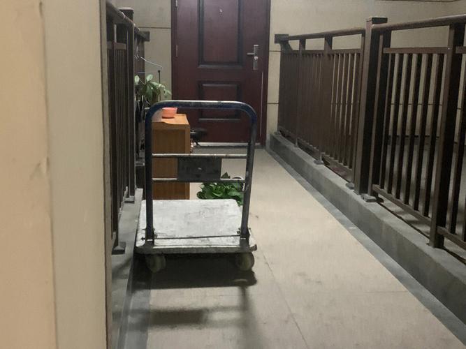 西湖出行巴士怎么订票便宜（西湖出行巴士怎么订票便宜些）-第1张图片-微云百科