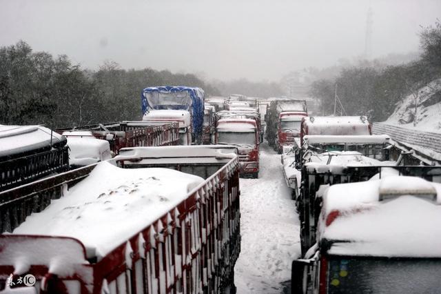 下雪封路怎么出行 - 下雪封路怎么出行好-第5张图片-微云百科 下雪封路怎么出行 - 下雪封路怎么出行好-第5张图片-微云百科