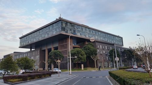 上海同济大学旅游攻略 - 同济大学一日游-第2张图片-微云百科