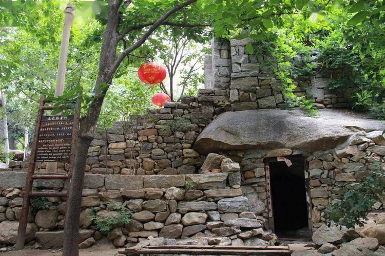 蒙阴岱崮地貌旅游攻略,蒙阴岱崮地貌旅游攻略图-第6张图片-微云百科 蒙阴岱崮地貌旅游攻略,蒙阴岱崮地貌旅游攻略图-第6张图片-微云百科