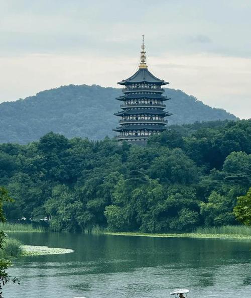 杭州旅游攻略景点必去(杭州旅游攻略景点必去一日)-第4张图片-微云百科 杭州旅游攻略景点必去(杭州旅游攻略景点必去一日)-第4张图片-微云百科