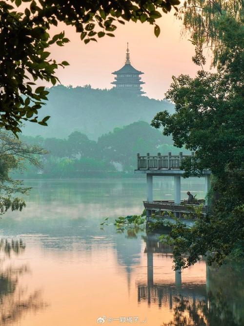 杭州旅游攻略景点必去(杭州旅游攻略景点必去一日)-第8张图片-微云百科 杭州旅游攻略景点必去(杭州旅游攻略景点必去一日)-第8张图片-微云百科