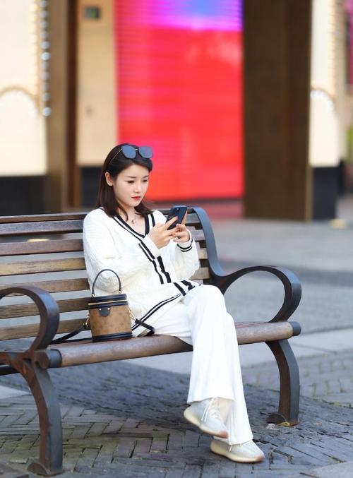 下周出行穿什么衣服(下周出行吉日)-第5张图片-微云百科 下周出行穿什么衣服(下周出行吉日)-第5张图片-微云百科