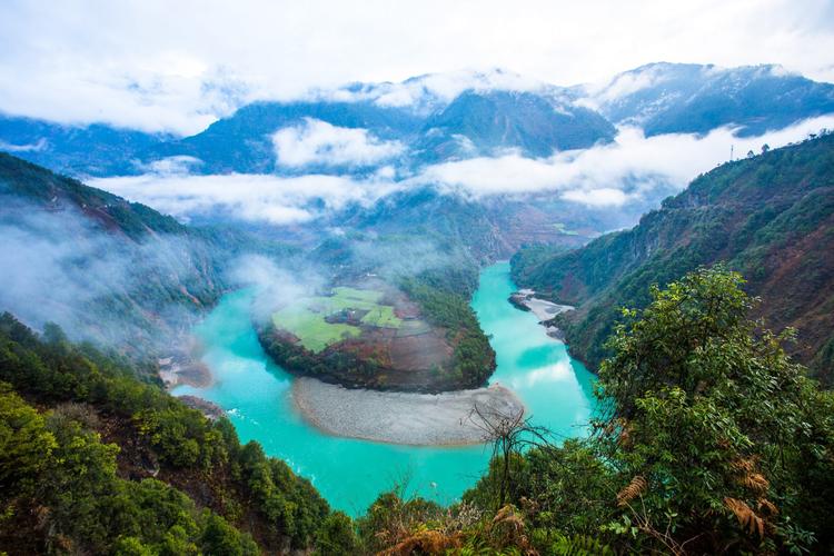 怒江旅游攻略必去景点 - 云南丽江旅游必去的景点-第4张图片-微云百科 怒江旅游攻略必去景点 - 云南丽江旅游必去的景点-第4张图片-微云百科