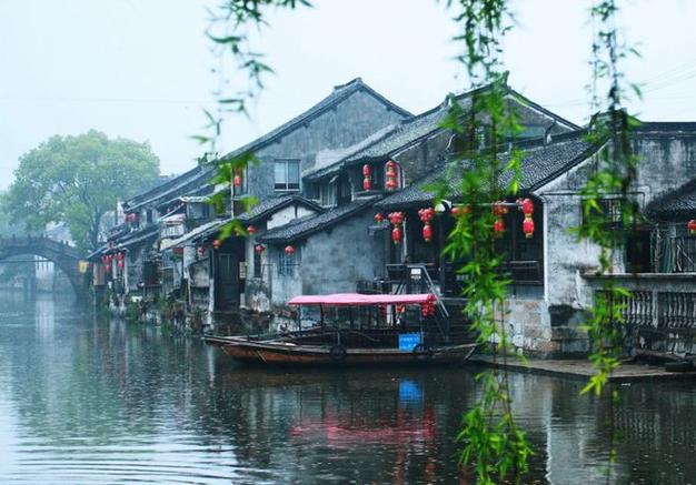 下雨天晚上出行好吗南方 - 下雨天晚上走高速安全吗-第5张图片-微云百科