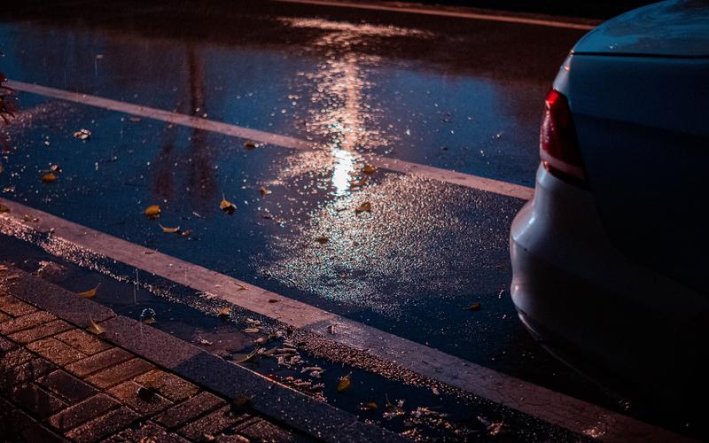 下雨天可以出行么英文(下雨天可以出门散步吗)-第5张图片-微云百科 下雨天可以出行么英文(下雨天可以出门散步吗)-第5张图片-微云百科