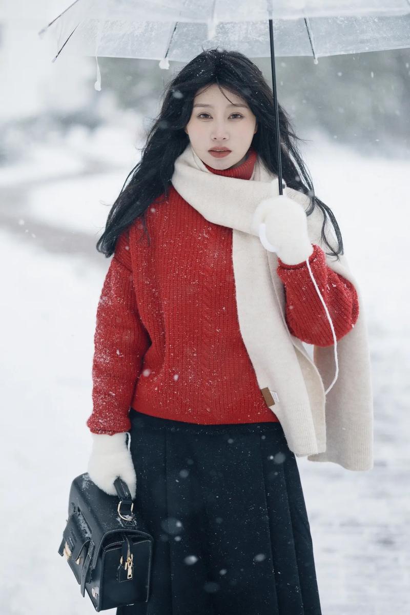 下雪天出行服装,下雪地方穿多少衣服-第5张图片-微云百科 下雪天出行服装,下雪地方穿多少衣服-第5张图片-微云百科