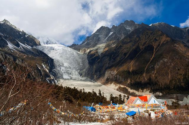 贡嘎山天气 - 贡嘎山天气30天查询-第3张图片-微云百科 贡嘎山天气 - 贡嘎山天气30天查询-第3张图片-微云百科