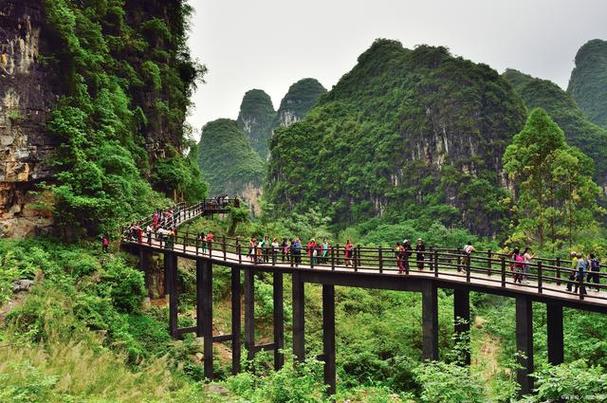 飞霞山风景区旅游攻略，飞霞山风景区自驾攻略-第1张图片-微云百科