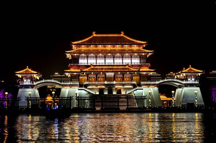 西安情侣出行拍照,西安情侣拍照的地方-第7张图片-微云百科 西安情侣出行拍照,西安情侣拍照的地方-第7张图片-微云百科