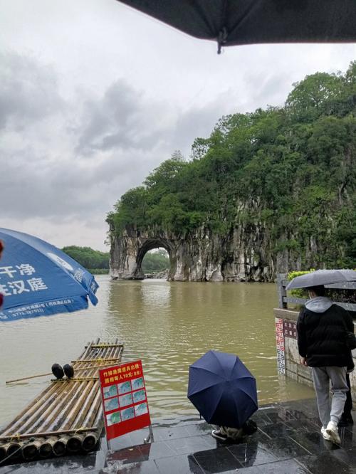 下雨还能出行的地方（下雨可以出去干嘛）-第3张图片-微云百科