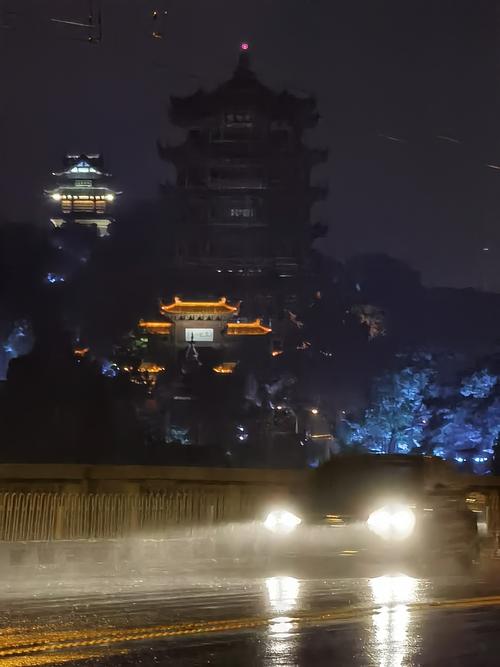 下雨还能出行的地方（下雨可以出去干嘛）-第5张图片-微云百科
