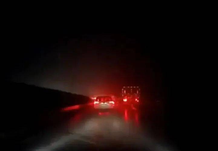 下雨天适合高速出行吗山东,下雨天高速路能走吗-第3张图片-微云百科 下雨天适合高速出行吗山东,下雨天高速路能走吗-第3张图片-微云百科