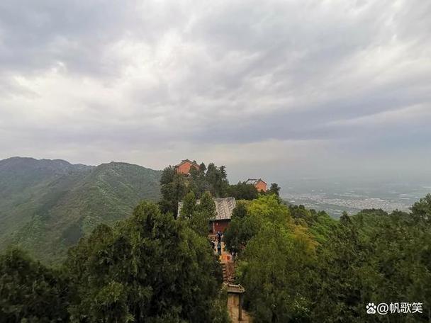 西安小五台山旅游攻略，西安小五台风景区开放了吗-第5张图片-微云百科