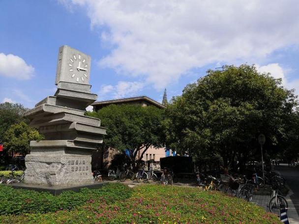 上海复旦大学旅游攻略(复旦大学游玩攻略)-第1张图片-微云百科 上海复旦大学旅游攻略(复旦大学游玩攻略)-第1张图片-微云百科