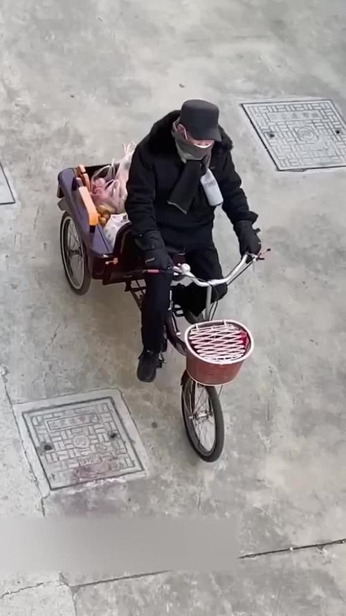 下雨天出行用什么车好呢(下雨天出行必备)-第3张图片-微云百科 下雨天出行用什么车好呢(下雨天出行必备)-第3张图片-微云百科
