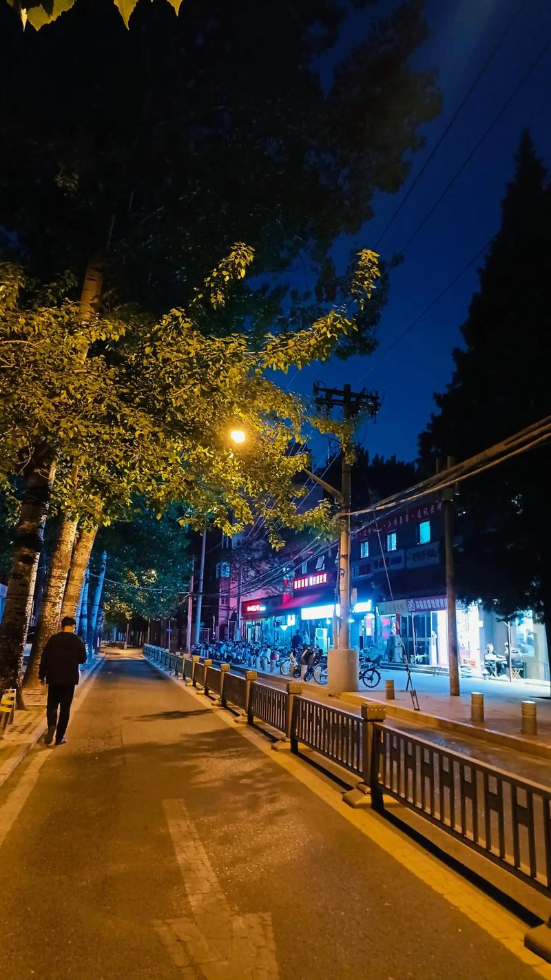 西安每天出行安全吗吗(明天起西安人出行大变化)-第2张图片-微云百科 西安每天出行安全吗吗(明天起西安人出行大变化)-第2张图片-微云百科